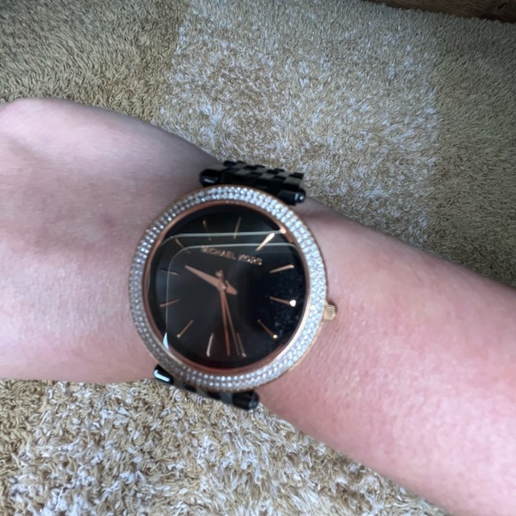 Michael Kors watch - Picture 7 of 8